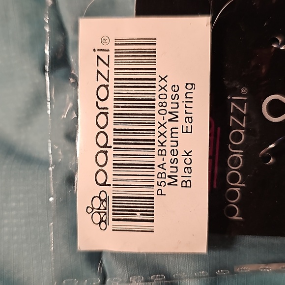 Paparazzi: Museum Muse, Black - Picture 4 of 4